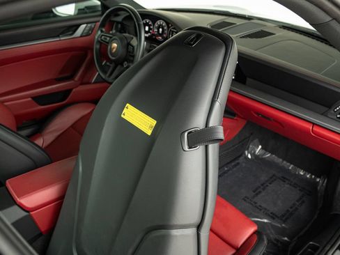 Certified 2025 Porsche 911 Carrera S RWD image 27