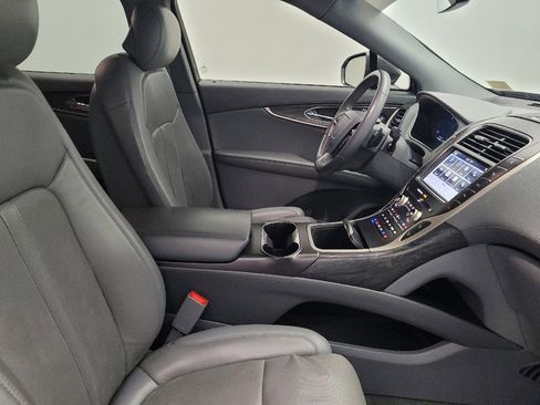Used 2019 Lincoln Nautilus Reserve FWD image 21