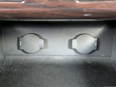 Used 2015 Nissan Pathfinder SL w/ SL Premium Package image 33