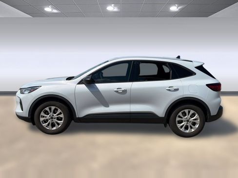 Used 2025 Ford Escape Active FWD image 2