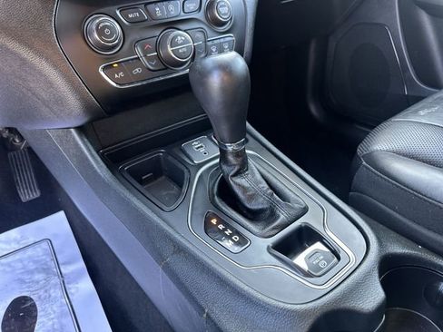 Used 2019 Jeep Cherokee High Altitude FWD image 20