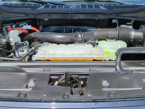 Used 2024 Ford F150 XLT w/ Mobile Office Package image 32