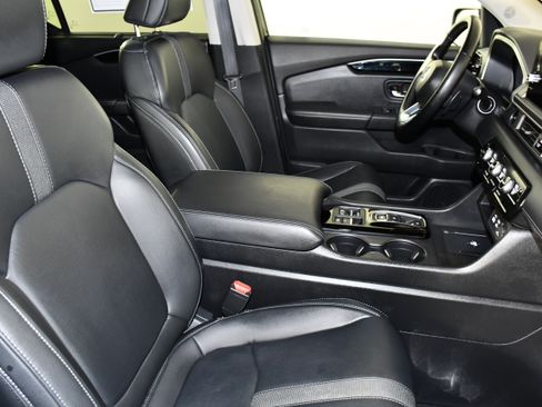 Certified 2024 Honda Pilot EX-L image 42