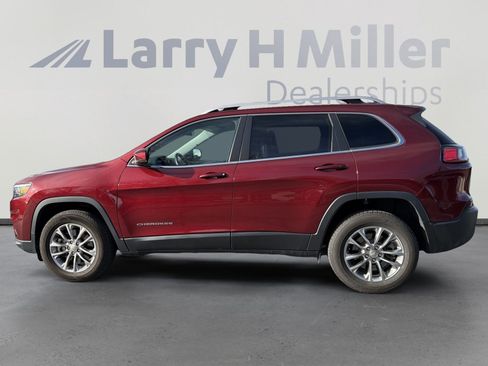 Certified 2020 Jeep Cherokee Latitude Plus w/ Cold Weather Group image 5