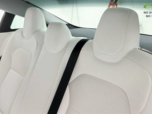 Used 2026 Tesla Model 3 RWD image 43