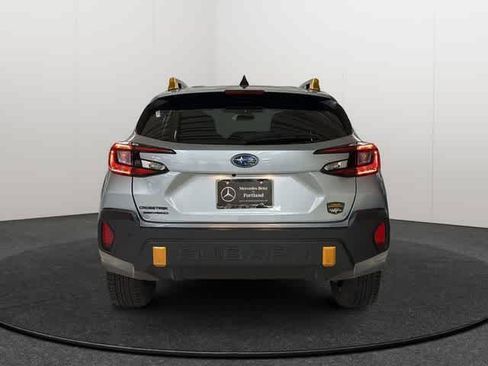 Used 2024 Subaru Crosstrek 2.5i Wilderness w/ Crosstrek Mirror Package AWD/4WD image 6