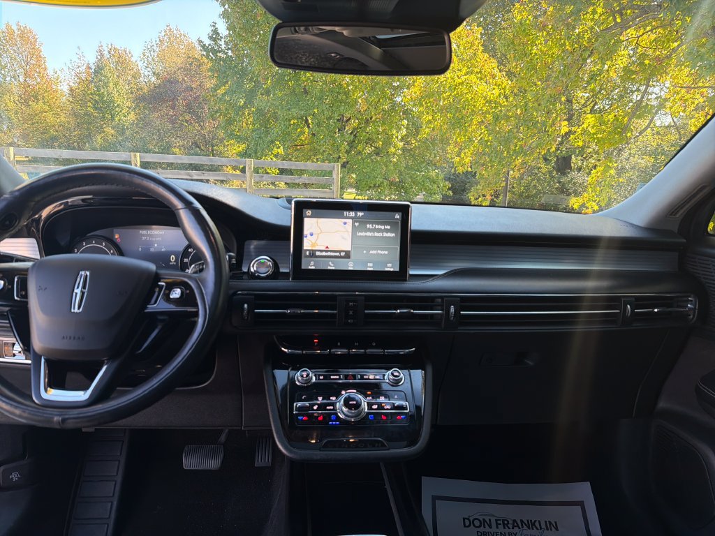 Used 2020 Lincoln Corsair AWD w/ Premium Package image 16