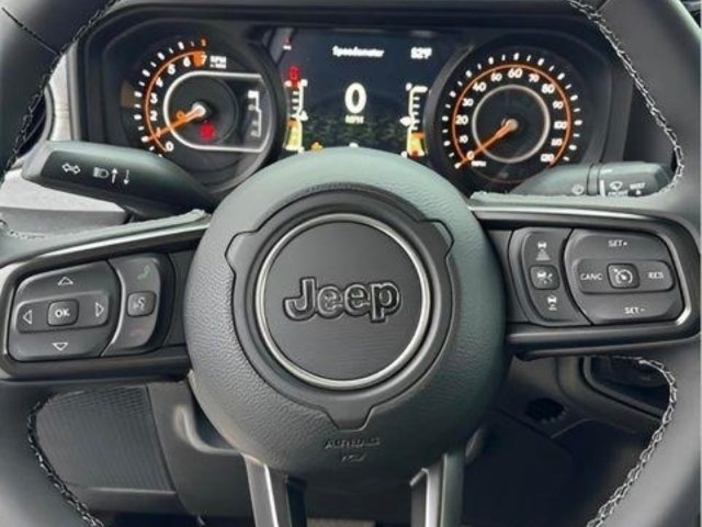 New 2026 Jeep Gladiator Sport AWD/4WD image 13
