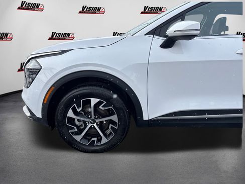 Certified 2025 Kia Sportage EX w/ Premium Package image 12