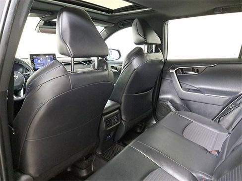 Used 2022 Toyota RAV4 XSE image 11