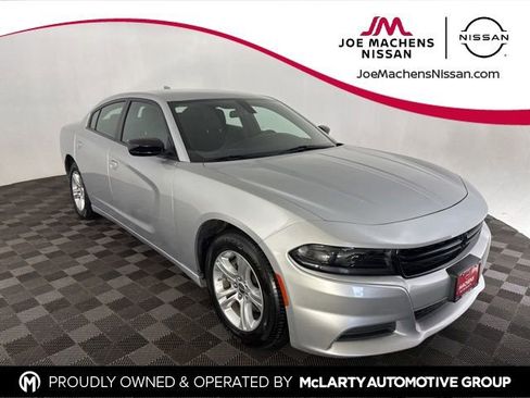 Used 2023 Dodge Charger SXT RWD image 1