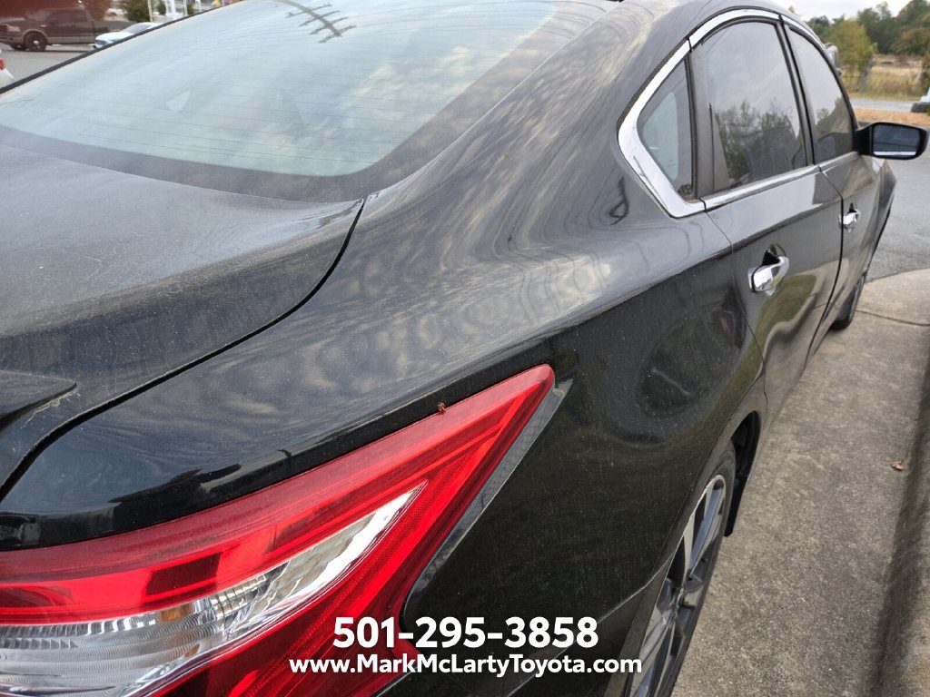 Used 2016 Nissan Altima 2.5 SR FWD image 10