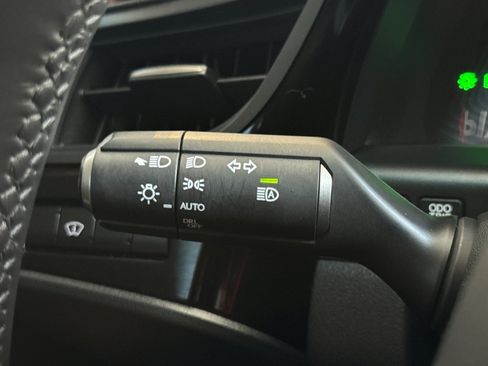Certified 2025 Lexus ES 350 w/ Premium Package FWD image 31