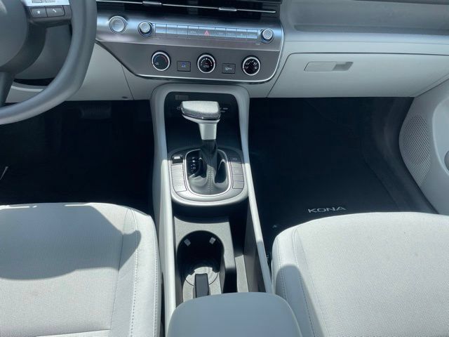 New 2026 Hyundai Kona SE FWD image 17