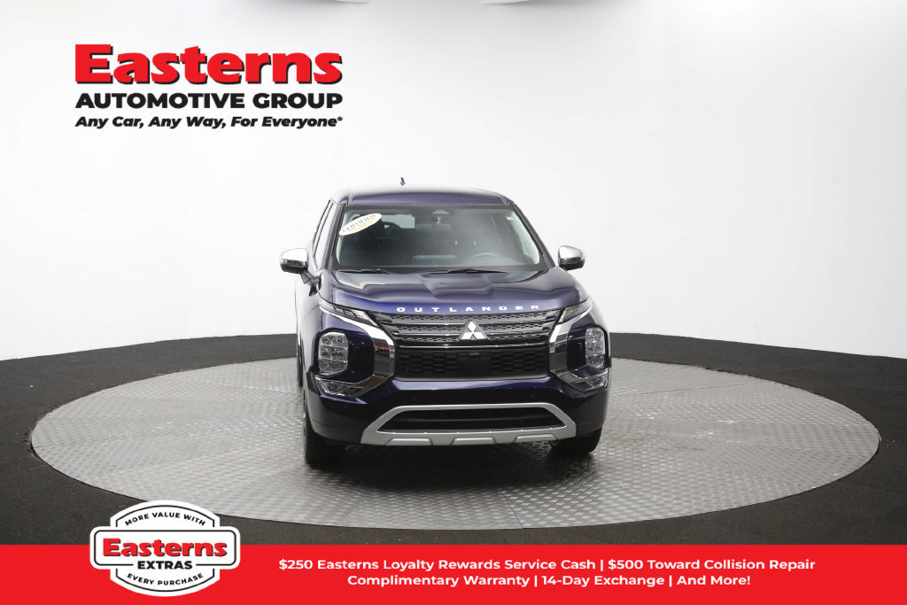 Used 2023 Mitsubishi Outlander SE AWD/4WD image 53