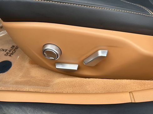 Used 2024 Lucid Air Touring image 10