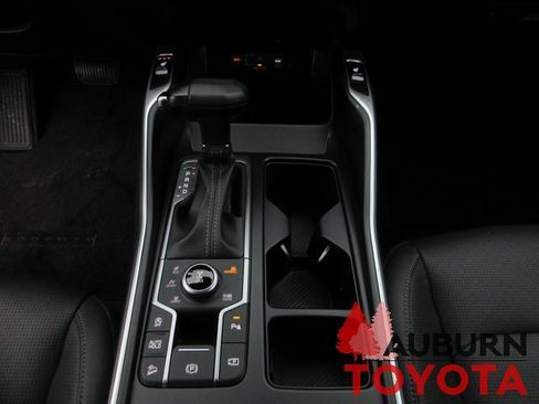 Used 2025 Kia Sorento S w/ Panoramic Sunroof Package image 20