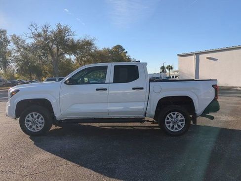 Used 2024 Toyota Tacoma SR image 7
