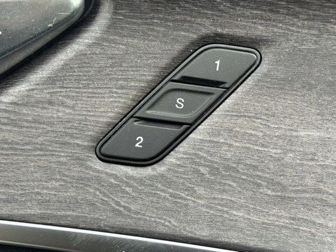 Certified 2023 Jeep Grand Cherokee Overland image 10