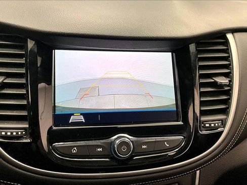 Used 2018 Chevrolet Trax LT w/ LT Convenience Package image 23