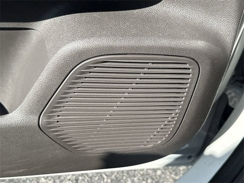 Used 2021 Lincoln Corsair FWD w/ Premium Package image 22