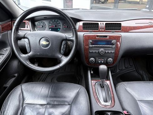 Used 2011 Chevrolet Impala LT w/ Luxury Edition Package FWD image 23