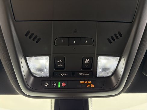 Certified 2024 Cadillac XT6 Luxury AWD/4WD image 35