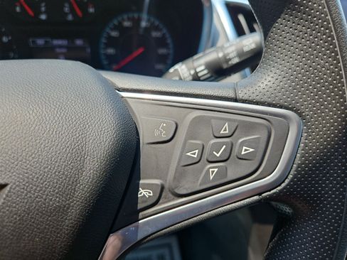 Used 2022 Chevrolet Equinox LS AWD/4WD image 13