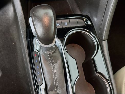 Used 2022 Buick Encore GX Preferred image 19