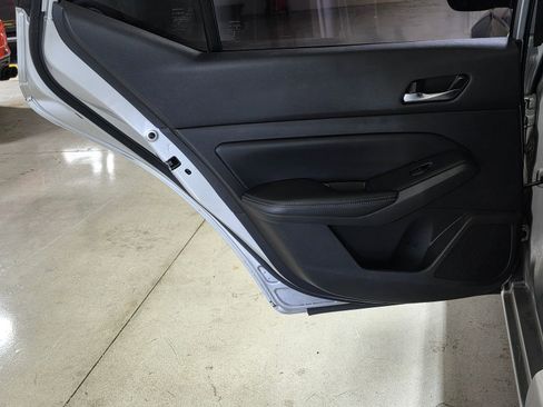 Used 2019 Nissan Altima 2.5 S FWD image 5