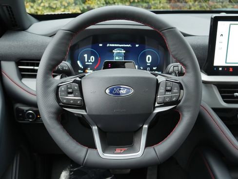 New 2026 Ford Explorer ST w/ Sun And Sound Package image 7