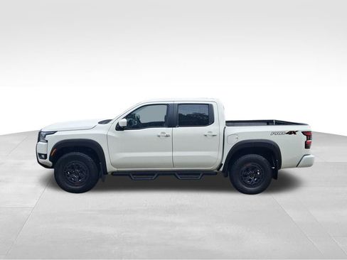 New 2026 Nissan Frontier PRO-4X w/ Pro-4x Convenience Package AWD/4WD image 2