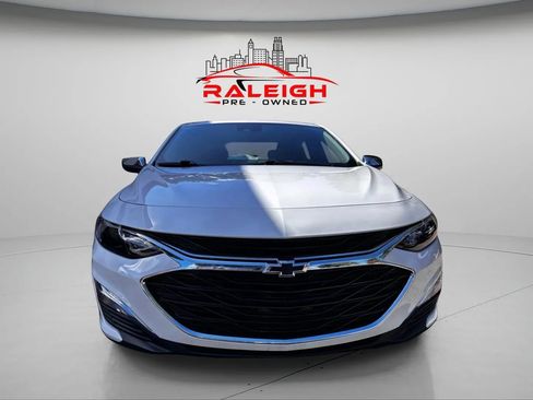 Used 2024 Chevrolet Malibu RS image 5