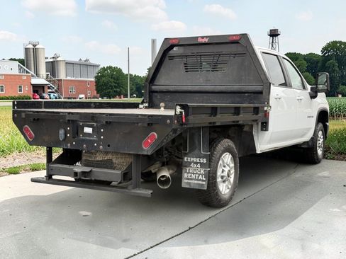 Used 2024 Chevrolet Silverado 2500 LT w/ Convenience Package AWD/4WD image 7