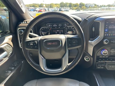 Used 2021 GMC Sierra 1500 SLT w/ SLT Premium Plus Package image 17