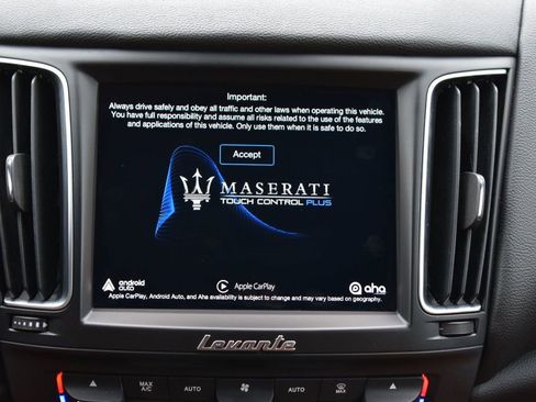 Used 2019 Maserati Levante AWD/4WD image 39