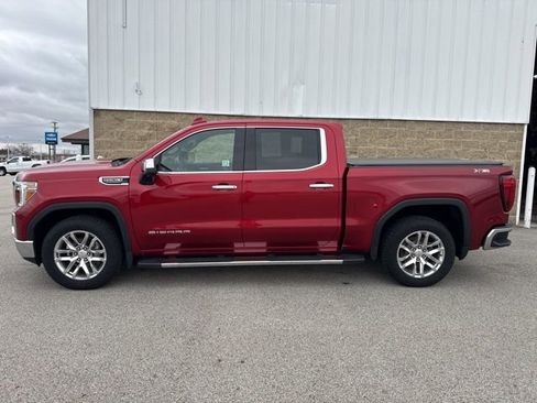 Used 2022 GMC Sierra 1500 SLT w/ SLT Premium Plus Package AWD/4WD image 9