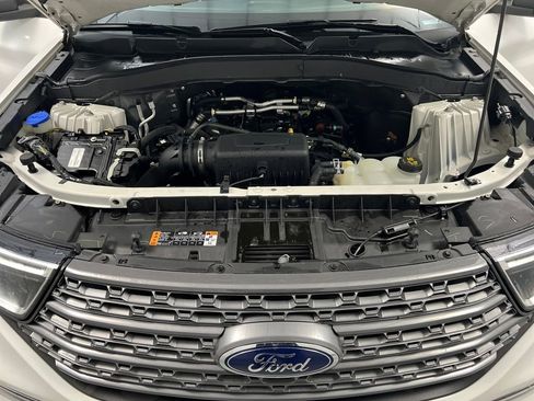 Used 2021 Ford Explorer XLT w/ Equipment Group 202A image 74
