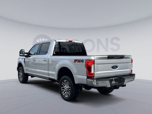 Used 2017 Ford F250 Lariat w/ Lariat Ultimate Package image 4