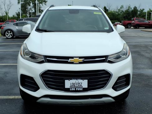 Used 2022 Chevrolet Trax LT w/ LT Convenience Package AWD/4WD image 32
