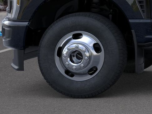 New 2026 Ford F350 4x4 Crew Cab DRW Super Duty image 19