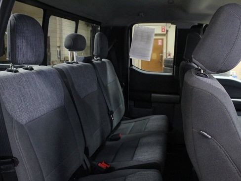 Used 2021 Ford F150 XLT RWD image 12
