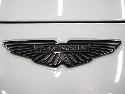 Used 2024 Aston Martin DB12 Convertible RWD image 38