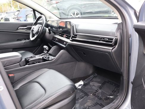 Used 2025 Kia Sportage EX FWD image 26