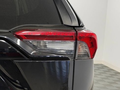 Certified 2021 Toyota RAV4 XLE FWD image 14