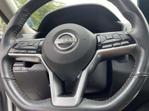 Used 2023 Nissan Altima 2.5 SR w/ SR Premium Package AWD/4WD image 29
