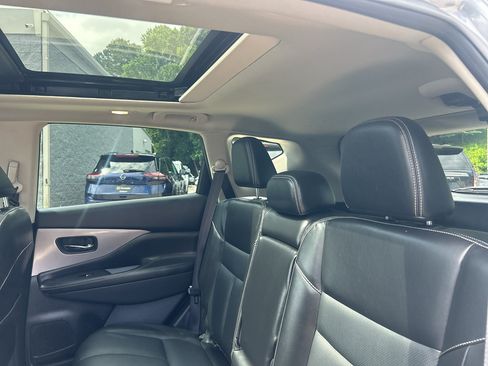 Used 2021 Nissan Murano SL w/ SL Moonroof Package FWD image 11