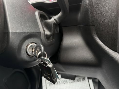 Certified 2021 Chevrolet Silverado 2500 W/T w/ WT Fleet Convenience Package image 37