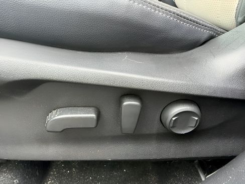 Used 2019 Subaru Forester Limited AWD/4WD image 10