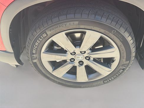 Certified 2024 Honda Pilot Sport image 36